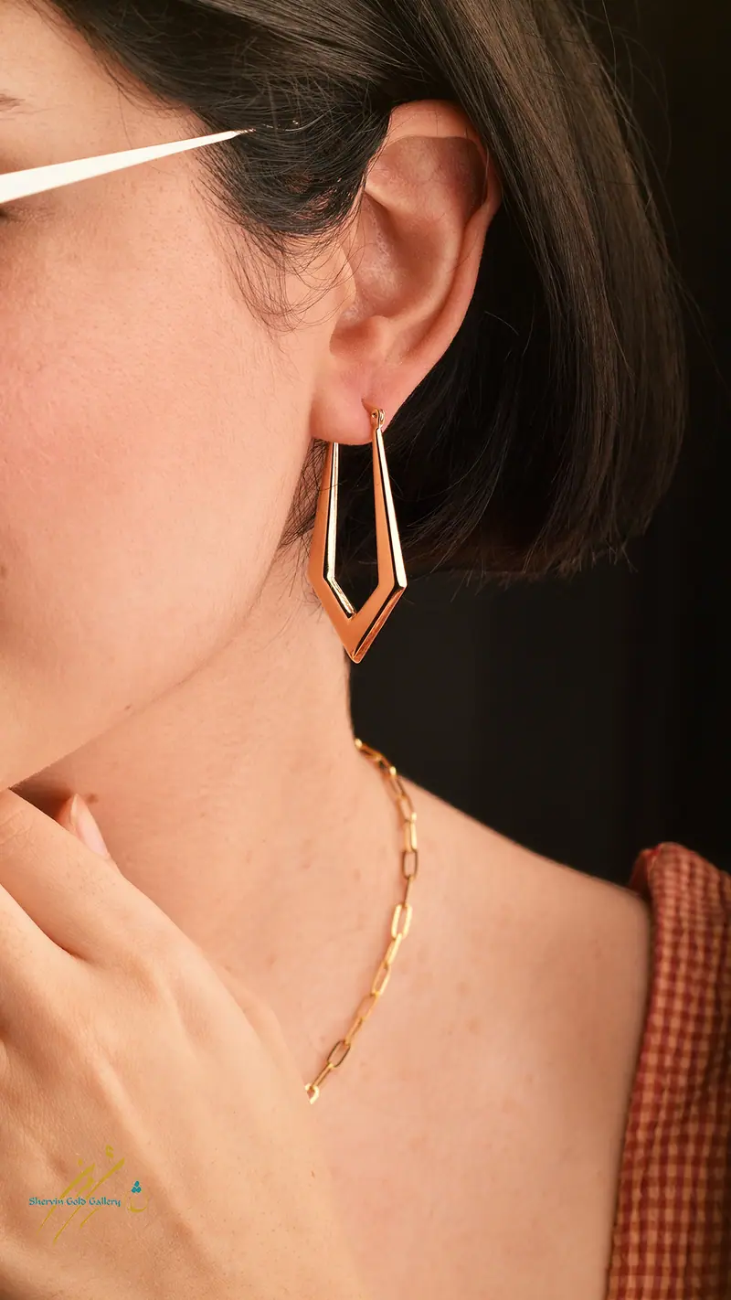 گوشواره حلقهای هندسی — گوشواره طلای ۱۸ عیار گالری طلای شروین